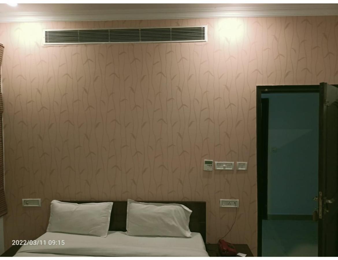 Hotel Kishore International, Αμριτσάρ Εξωτερικό φωτογραφία